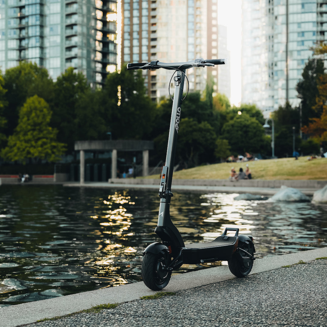 EZbike Canada : Apollo City E-Scooter