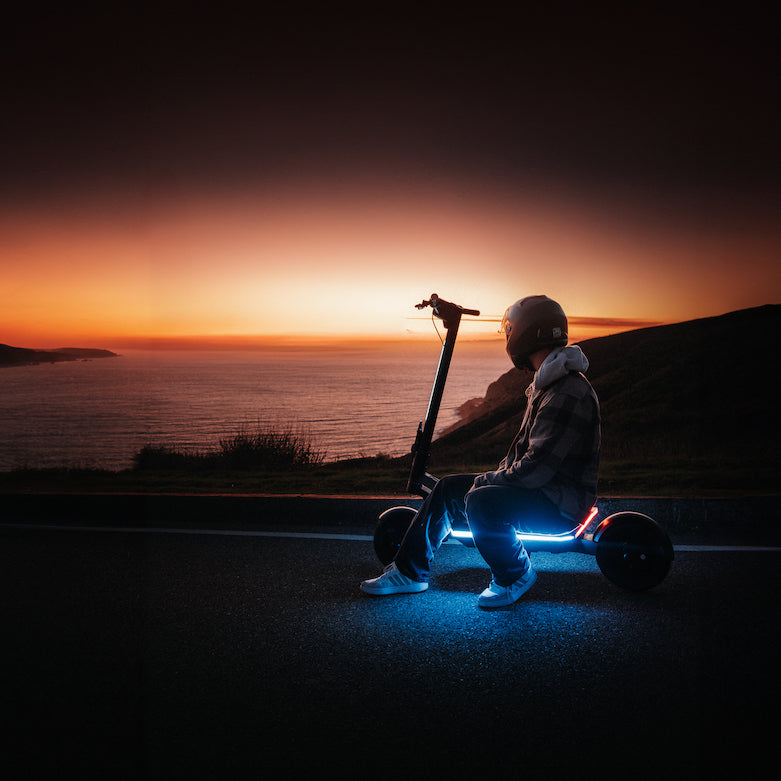 EZbike Canada : Apollo Pro E-Scooter