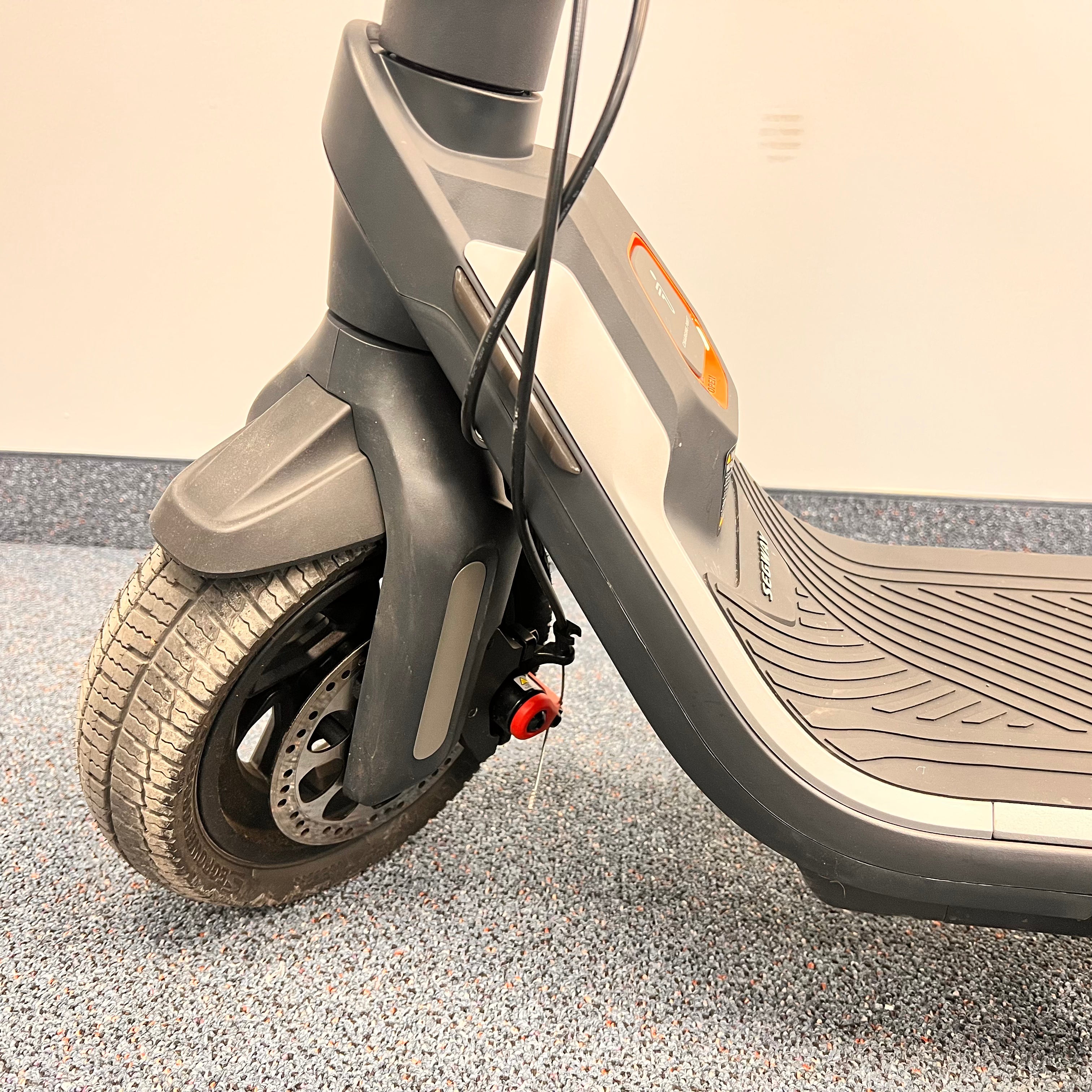 Certified Pre-Owned P65U Electric Scooter