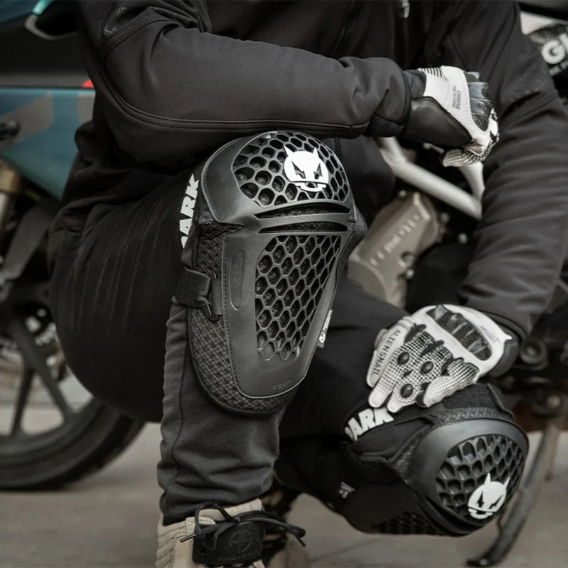 EZbike Canada : Monster Park Protection Knee Pads